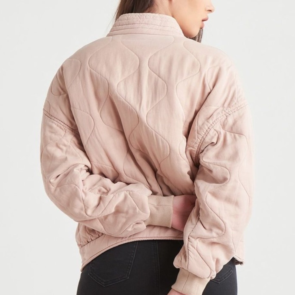 NWOT Black Tape Geo Quilted Jacket in Light Pink - Picture 3 of 7